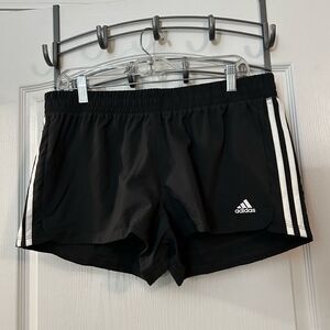Adidas women’s L pacer 3 stripe gray shorts NWT athleisure activewear workout